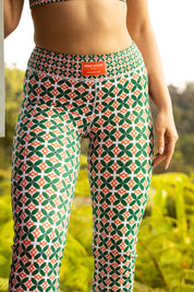 MATCH POINT Flared Leggings