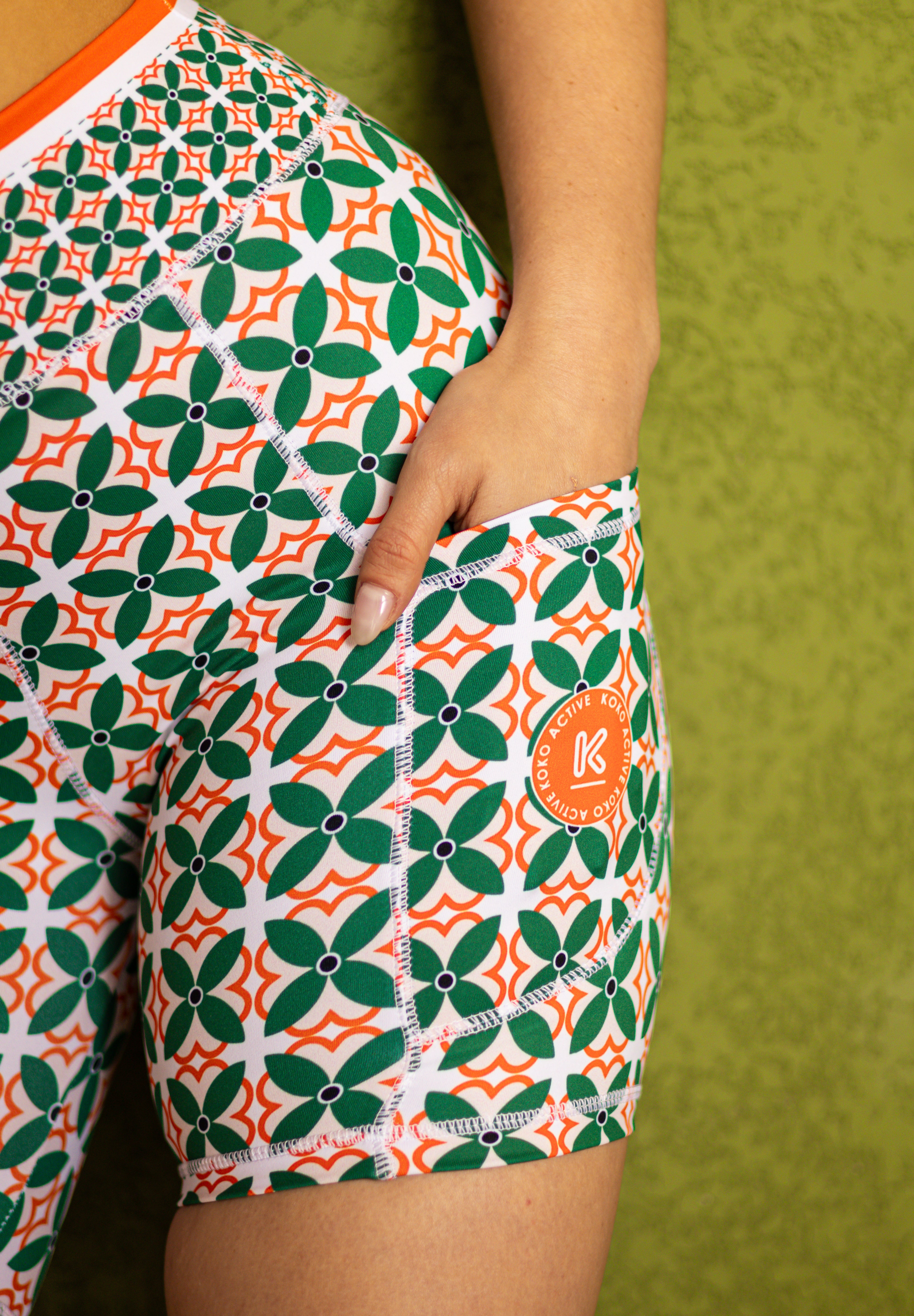 MATCH POINT Shorty Shorts
