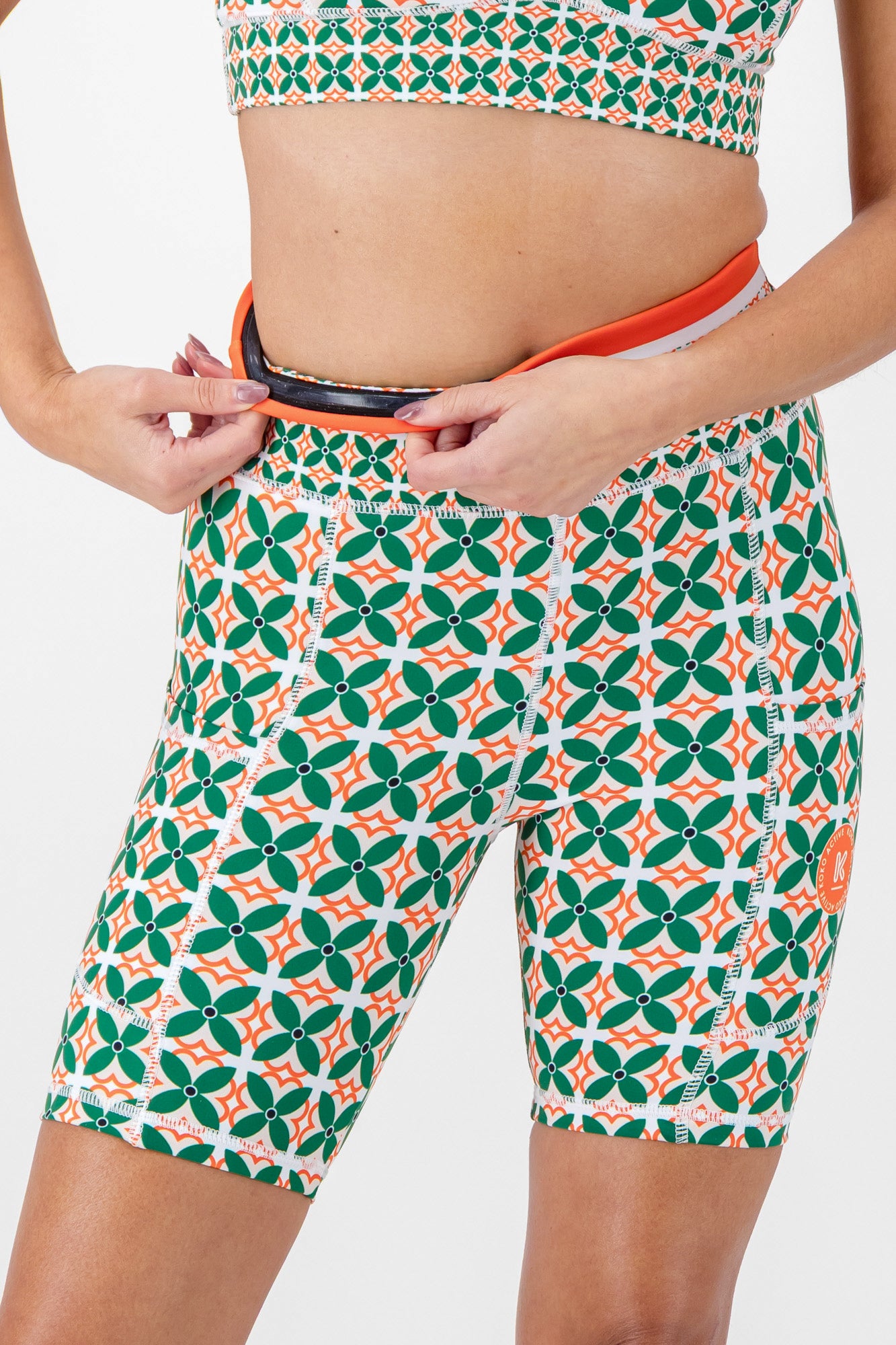 MATCH POINT Shorty Shorts
