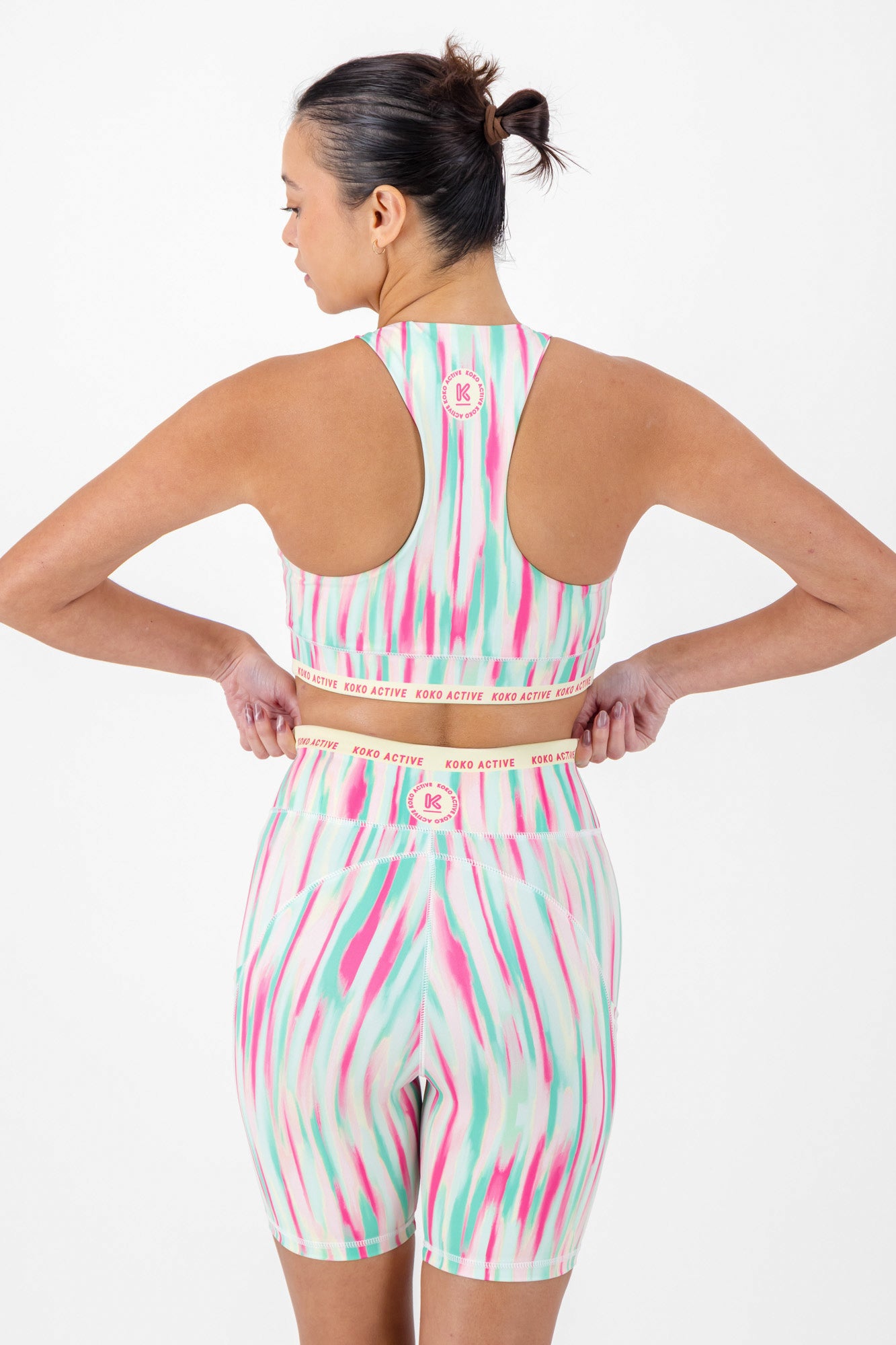 Seasons Scoop Sports Bra